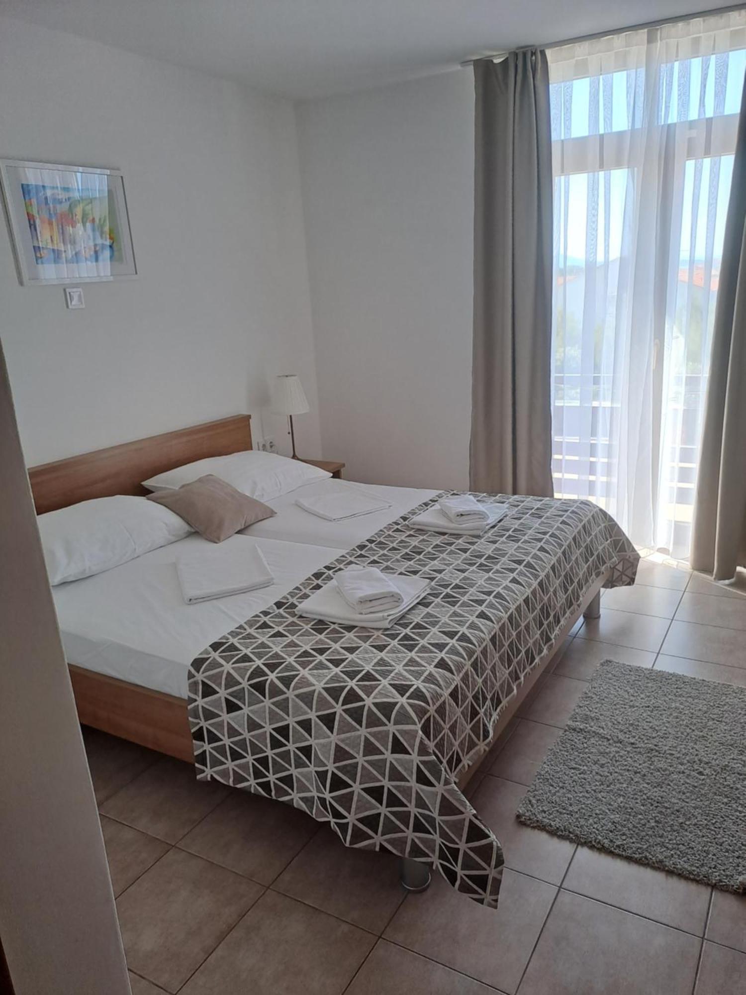 Hotel Albamaris Biograd Na Moru Εξωτερικό φωτογραφία